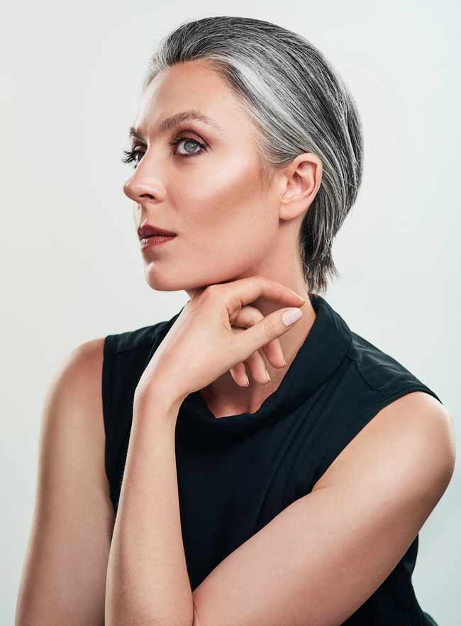 silver_fox-women-2025-Foliant-books-in-Bishkek Лучшие стрижки для пепельных волос Фолиант Бишкек отвечает на сотни запросов от читателей